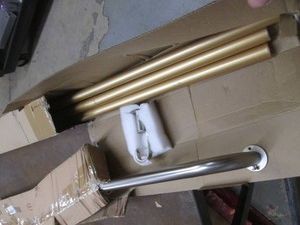 2-adjustable length curtain rods