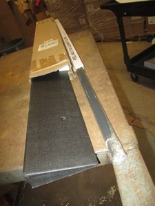 39.3in threshold ramp 1.5in rise plus 10-pack gray aluminum 39in tile trim