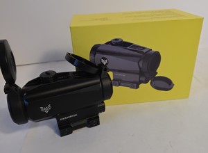 Swampfox Trihawk 3x30 Prism Scope Red Trident MOA Reticle