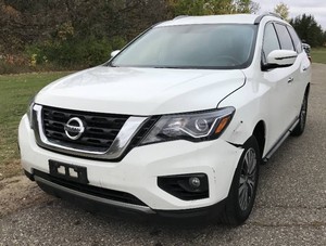 2017 Nissan Pathfinder 4x4