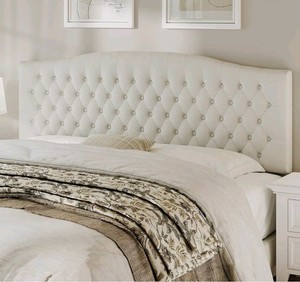 KingCalifornia King Tufted Linen Headboard $229.99 Retail - Brand New