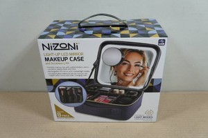 Nizoni Light-Up LED Mirror and Make-Up Case