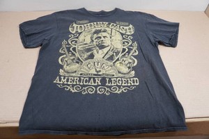 Johnny Cash T-Shirt - Large