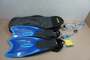 Cressi Adult Rondine Palau Fin Snorkel Set - Fin Size SM