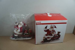 13 Fabriche Coca-Cola Santa on a Train LED Garland Dcor