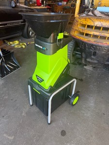 Earthwise 15 Amp Electric ChipperShredder