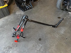 Hitch Mount Bicycle Rack with Saris Claw Lock