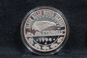 1994 Sturgis Badlands National Monument 1 Troy Ounce Silver Coin