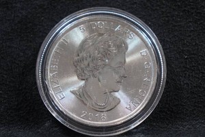 2018 Canada Wolf Elizabeth II 1 Ounce Silver Coin