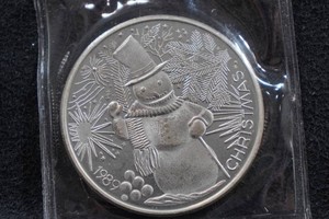 1989 Christmas 1 Troy Ounce Silver Coin