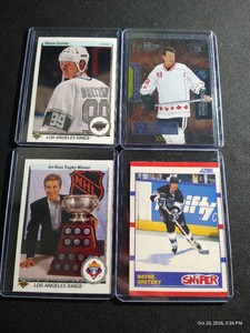 (4) Wayne Gretzky Cards