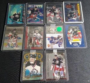 (10) Dominik Hasek Cards - Nice Inserts