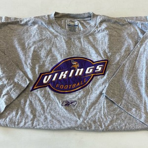 Vintage Reebok Embroidered Vikings Football Grey T-Shirt 2XL