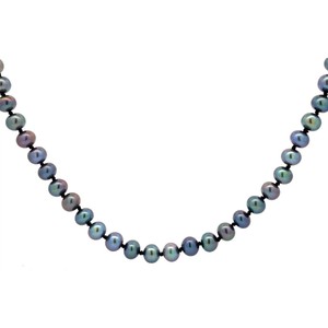 Shimmering Black Pearl Single Strand Necklace VIDEO