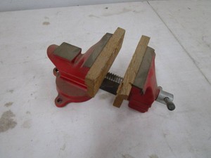 4 Bench Vise