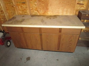 Cabinet & Countertop 26x69x36