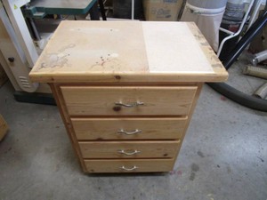 Rolling Cabinet 20x30x36