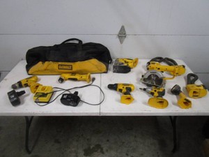 DeWalt 18v Tools & Bag