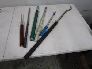 Long Lathe Tools wAlum Handles & Replaceable Carbide Inserts