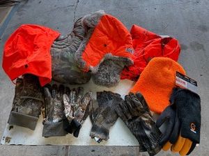 Hunting Hats & Gloves