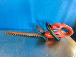 Corded electric Black & Decker hedge trimmer,