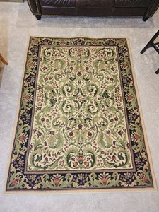 Nova Celebration Ivory and Black Floral Area Rug, 54 x 76