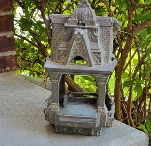 Iron Japanese Pagoda Bird Feeder