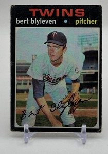 Bert Blyleven RC 1971 Topps Vintage Minnesota Twins Rookie Baseball Card No. 26