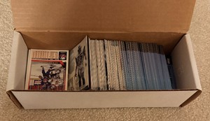 Bulk 1990s Football & Hockey Card Lot