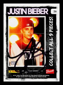 Justin Bieber Autofraph 2011 #26 Trading Card