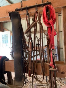 Horse tackequipment, saddle stand