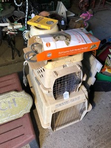 Animal carrierskennels, pet heating bed, dishes
