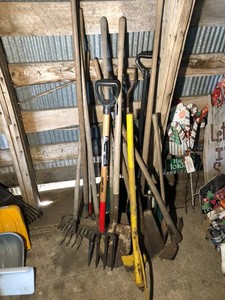 Yard and garden tools, cant hook