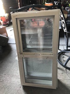 (2) Windows, approx. 35Lx18