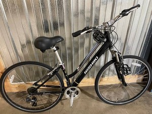 Nishiki Montour Hybrid Bicycle With Suspension Fork