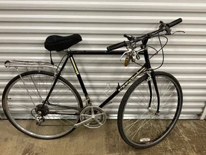 GT Hybrid Bicycle With Rear Cargo Rack