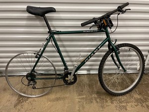 Vintage Cannondale Acapulco Mountain Bike - Shimano