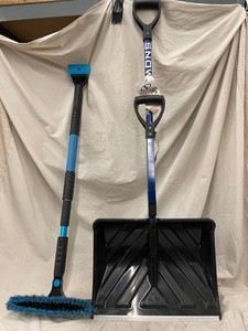 PLT - Shovelution Snow Shovel & Extending Car scraper and brush combo