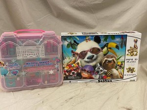 YEM - Totally Princess Makeup Collection & Howard Robinson 3D Puzzle Mixed Lot