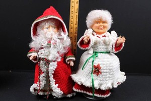 Crocheted Santa Claus & Mrs. Claus Christmas Doll Pair 16H