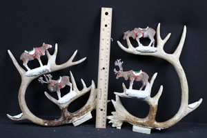 Christmas Reindeer Figurines on Antler-Style Bases (Lot of 4)