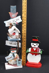 Wooden Snowman Welcome Sign & Weightlifter Mixed Lot