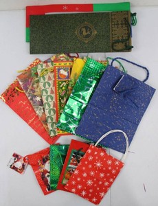 Assorted Holiday Christmas Gift Bags (13)