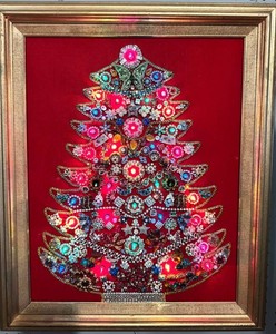 Vintage Lighted Christmas Tree Wall Art Gold-Tone Frame