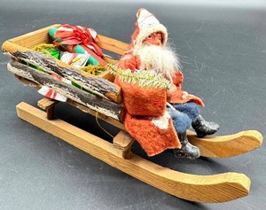 Vintage Santa Claus Sleigh Christmas Decoration