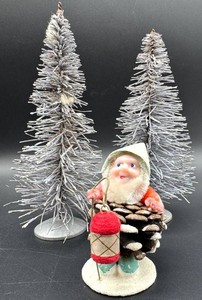 Vintage Japan Santa Pinecone Figurine & Trees Mixed Lot