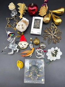 Christmas Ornaments & Holiday Decor Mixed Lot