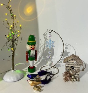 Holiday Decor Mixed Lot - Tree, Nutcracker, Ornaments & Bird Clips (6 Pieces)