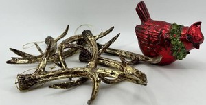 Christmas Decor Mixed Lot - 7 Antler Ornaments & Cardinal