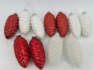 Red &amp White Pine Cone Ornaments - Medium&nbsp